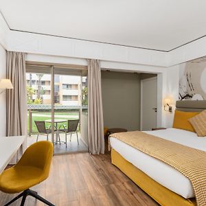 Standard Zimmer mit Kingsize-Bett